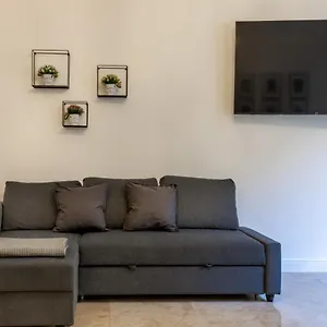 san-babila-luxury-milanese-apartment.it-lombardy.com/