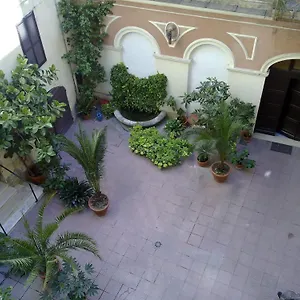San Daniele Bundi House Roma