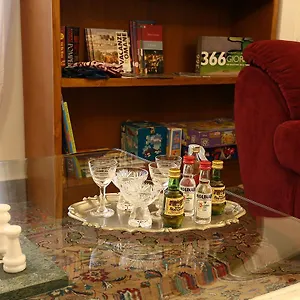 Houspitality Caesar Рим