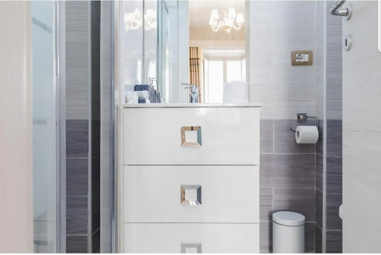 RAINBOW suite Rome